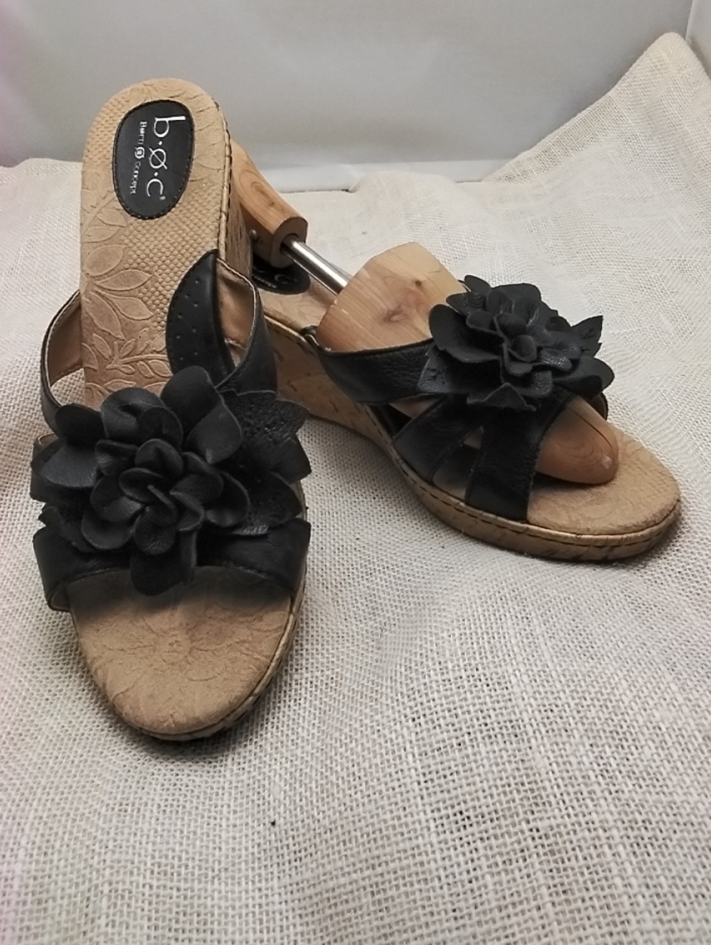 b.o.c. Black Floral Leather Wedge Sandals